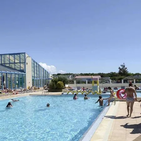 5 Etoiles - Parc Aquatique - Eeibhe 营地 *